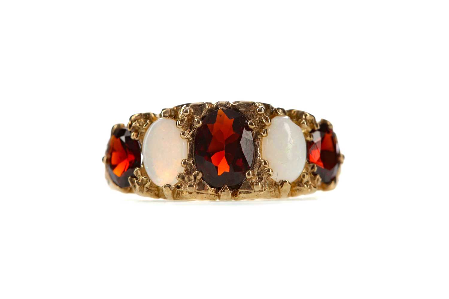 Lot 491 - A RED GEM SET AND OPAL RING