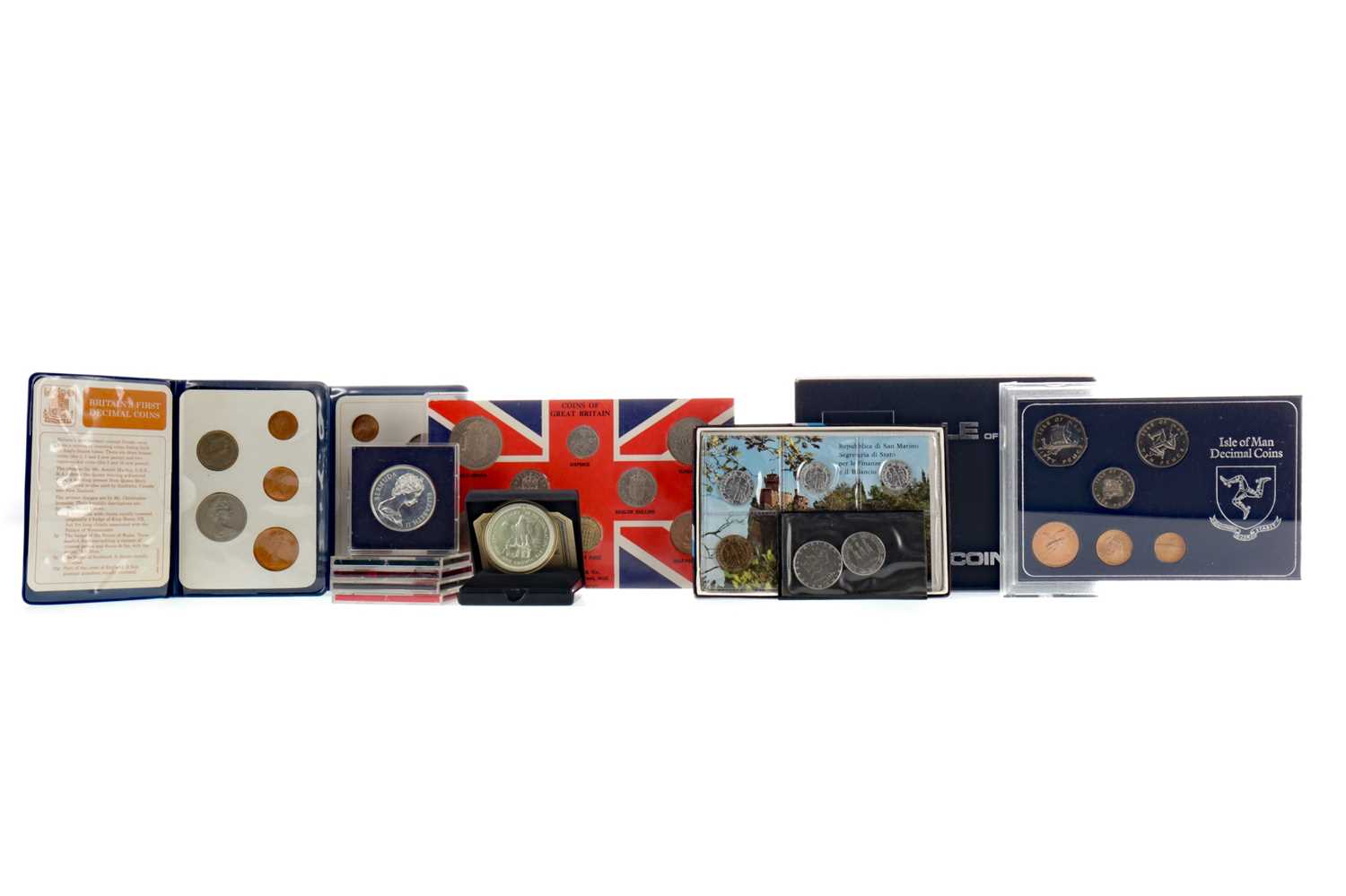 Lot 50 - A COLLECTION OF BRITISH AND OTHER COINS