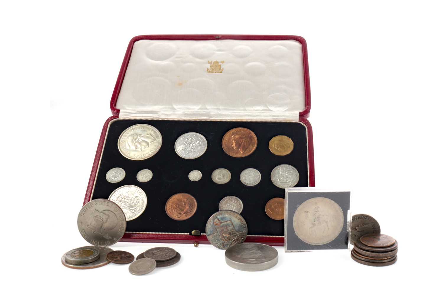 Lot 41 - A COLLECTION OF MAINLY BRITISH COINS