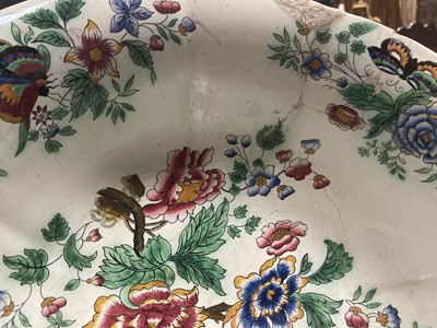 Lot 111 - A MID-19TH CENTURY COPELAND & GARRETT, LATE SPODE 'NEW FAYENCE' WASH BOWL AND EWER