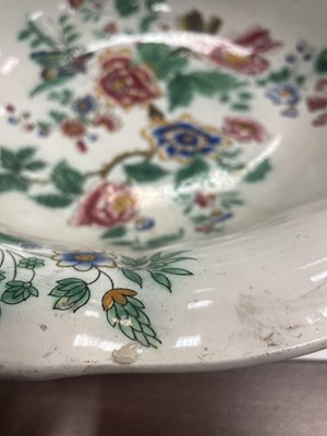Lot 111 - A MID-19TH CENTURY COPELAND & GARRETT, LATE SPODE 'NEW FAYENCE' WASH BOWL AND EWER
