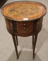 Lot 1266 - REPRODUCTION KINGWOOD AND WALNUT OVAL GUERIDON...