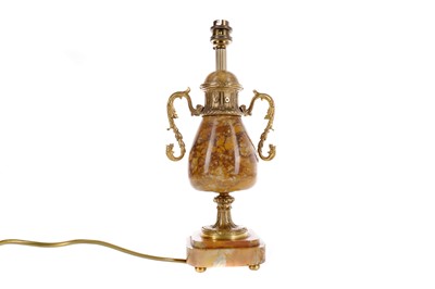 Lot 498 - AN EARLY 20TH CENTURY GILTMETAL AND SIENA MARBLE TABLE LAMP