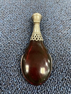 Lot 1169 - A LATE VICTORIAN RUBY GLASS SCENT BOTTLE