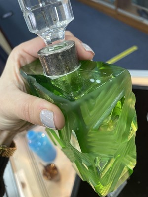 Lot 1183 - AN ART DECO SILVER COLLARED GREEN GLASS PERFUME BOTTLE AND STOPPER, ALONG WITH FIVE OTHERS