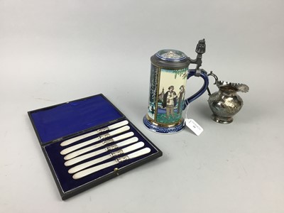 Lot 39 - A LOT OF SILVER PLATED CIRCULAR TRAY ALONG WOTH CASED AND LOOSE CUTLERY