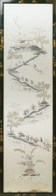 Lot 930 - A 20TH CENTURY CHINESE EMBROIDERED PANEL