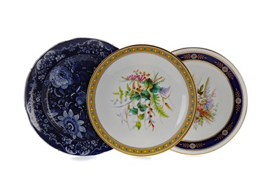 Lot 231 - A LATE 19TH CENTURY CONTINENTAL PORCELAIN CABINET PLATE, ALONG WITH TWO OTHERS