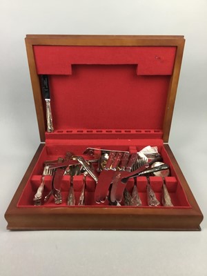 Lot 275 - A CANTEEN OF CUTLERY
