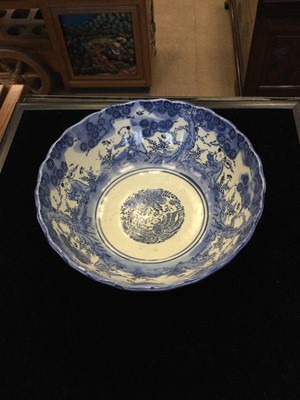 Lot 740 - A 19TH CENTURY JAPANESE IMARI BOWL AND OTHER ITEMS