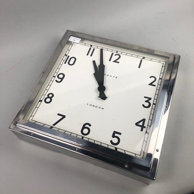 Lot 391 - A CONTEMPORARY NEWGATE WALL CLOCK