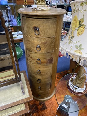 Lot 401 - A STAINED OAK CHEST OF SEVEN DRAWERS