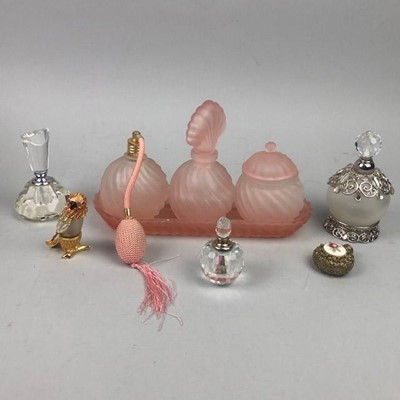 Lot 339 - A FOUR PIECE DRESSING TABLE TRINKET SET AND OTHER VARIOUS PERFUME ATOMISERS