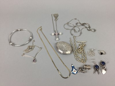 Lot 347 - A LOT OF SILVER JEWELLERY