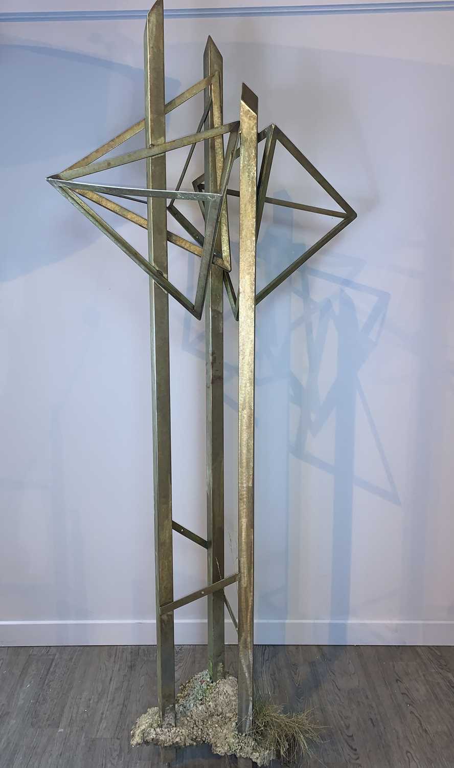 Lot 688 - NAE DIRECTION, A SCULPTURE BY GEORGE WYLLIE