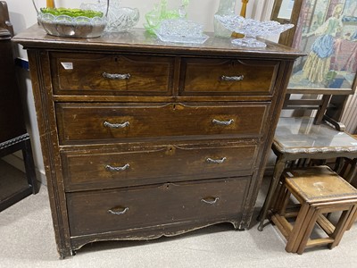 Lot 336 - AN EARLY 20TH CENTURY CHEST OF DRAWERS