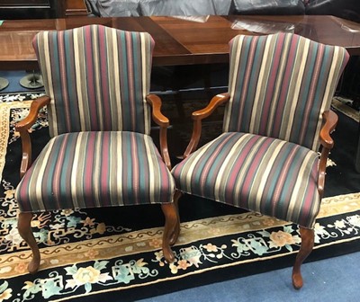 Lot 479 - A PAIR OF MAHOGANY OPEN ELBOW CHAIRS