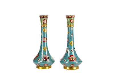 Lot 943 - A PAIR OF EARLY 20TH CENTURY CHINESE CLOISONNE VASES