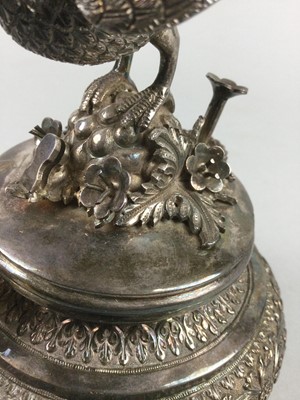 Lot 941 - A LATE 19TH CENTURY INDIAN SILVER ATOMISER