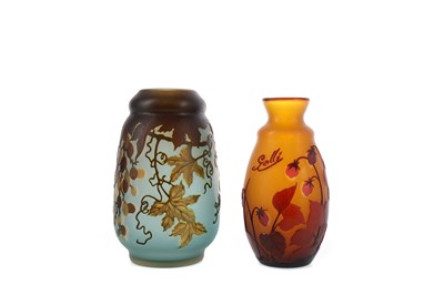 Lot 1115 - TWO CAMEO GLASS VASES IN THE MANNER OF GALLÉ