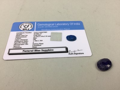 Lot 30 - A CERTIFICATED UNMOUNTED SAPPHIRE