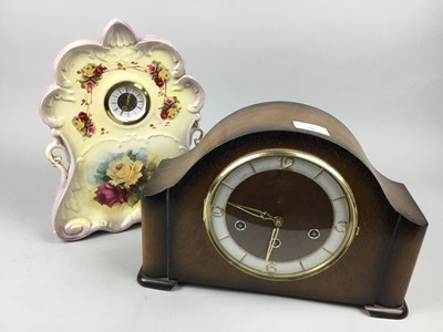 Lot 582 - AN OAK CASED BENTIMA EIGHT DAY MANTEL CLOCK AND A CERAMIC CLOCK