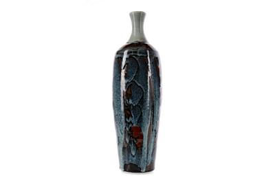 Lot 1203 - DAVID FRITH, BROOKHOUSE STUDIO POTTERY VASE