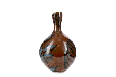 Lot 1204 - DAVID FRITH, BROOKHOUSE STUDIO POTTERY VASE