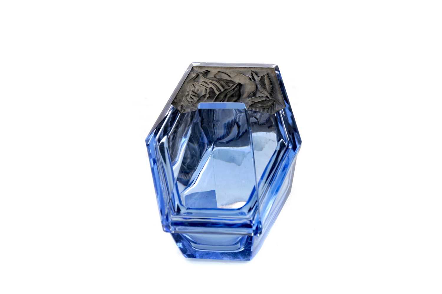 Lot 1011 - A CZECH BLUE GLASS POWDER JAR AND COVER
