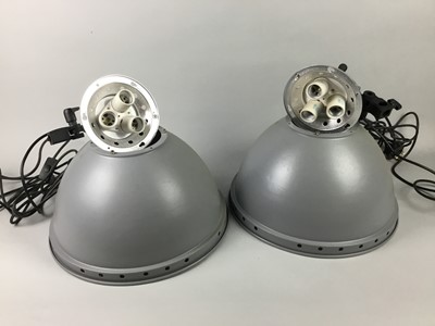 Lot 71 - A PAIR OF PHOTOGRAPHIC STUDIO LAMPS WITH TRIPOD STANDS
