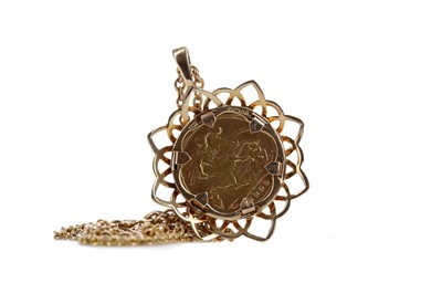 Lot 11 - A HALF SOVEREIGN DATED 1899 MOUNTED IN A PENDANT