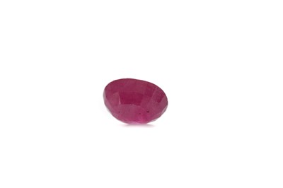 Lot 958 - A CERTIFICATED UNMOUNTED RUBY