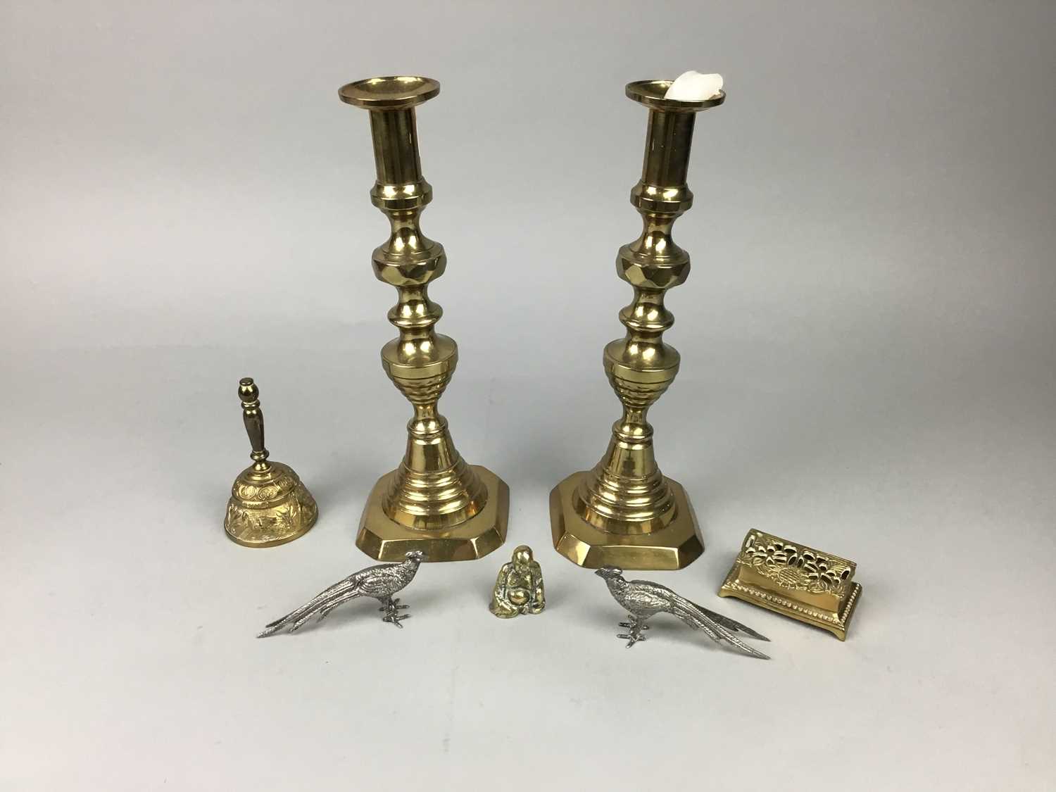 Lot 143 - A PAIR OF BRASS CANDLESTICKS AND OTHER BRASS AND METAL WARE