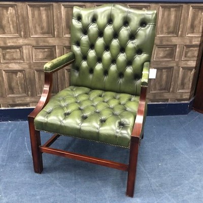 Lot 166 - A 20TH CENTURY BUTTON BACK GREEN LEATHER OPEN ELBOW CHAIR