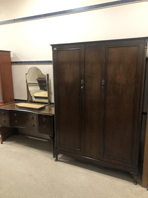 Lot 215 - A WALNUT WARDROBE AND DRESSING CHEST