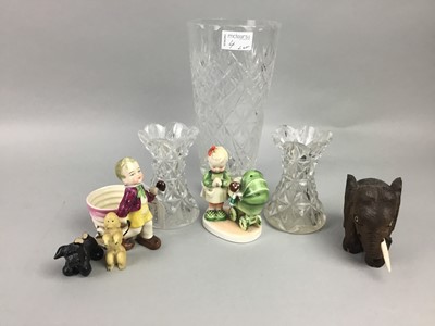 Lot 4 - A BESWICK FIGURE OF AN ENGLISH SETTER AND OTHER ITEMS
