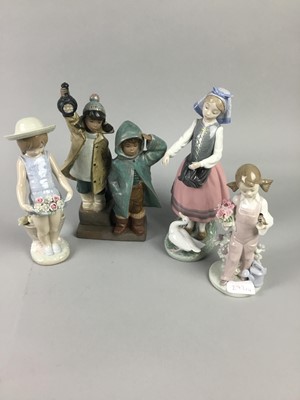 Lot 272 - A LLADRO FIGURE GROUP AND THREE OTHER LLADRO FIGURES OF GIRLS