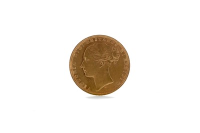 Lot 35 - A GOLD SOVEREIGN DATED 1875