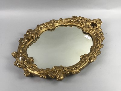 Lot 335 - A GILT FRAMED WALL MIRROR