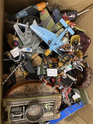 Lot 359 - A LOT OF VINTAGE MODEL TOYS