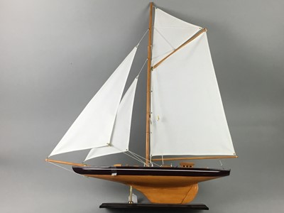 Lot 360 - A LOT OF THREE MODEL YACHTS