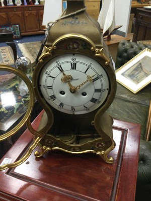 Lot 338 - A REPRODUCTION FRENCH STYLE GILT MANTEL CLOCK