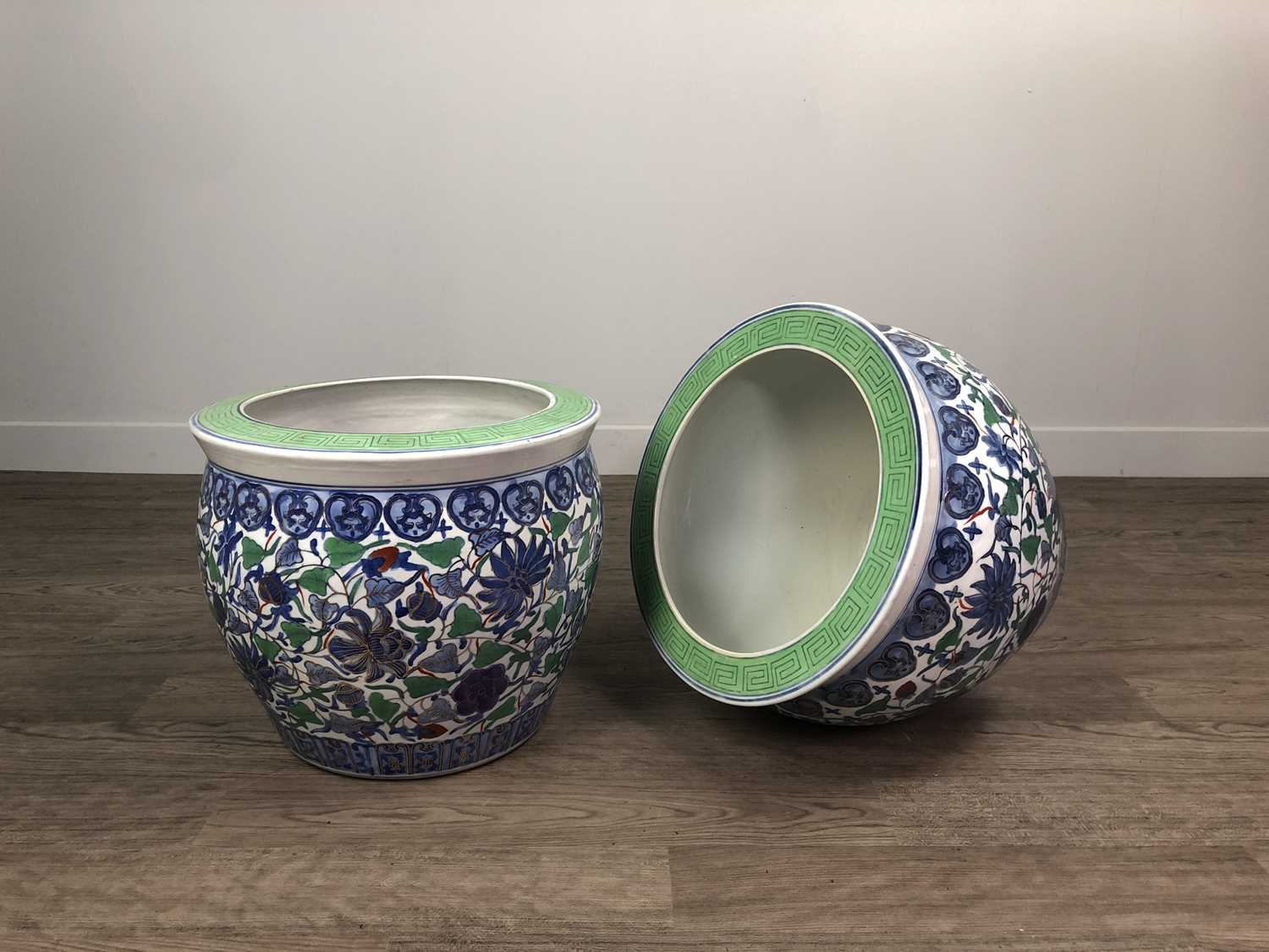 Lot 734 - A PAIR OF LATE 20TH CENTURY CHINESE PLANTERS