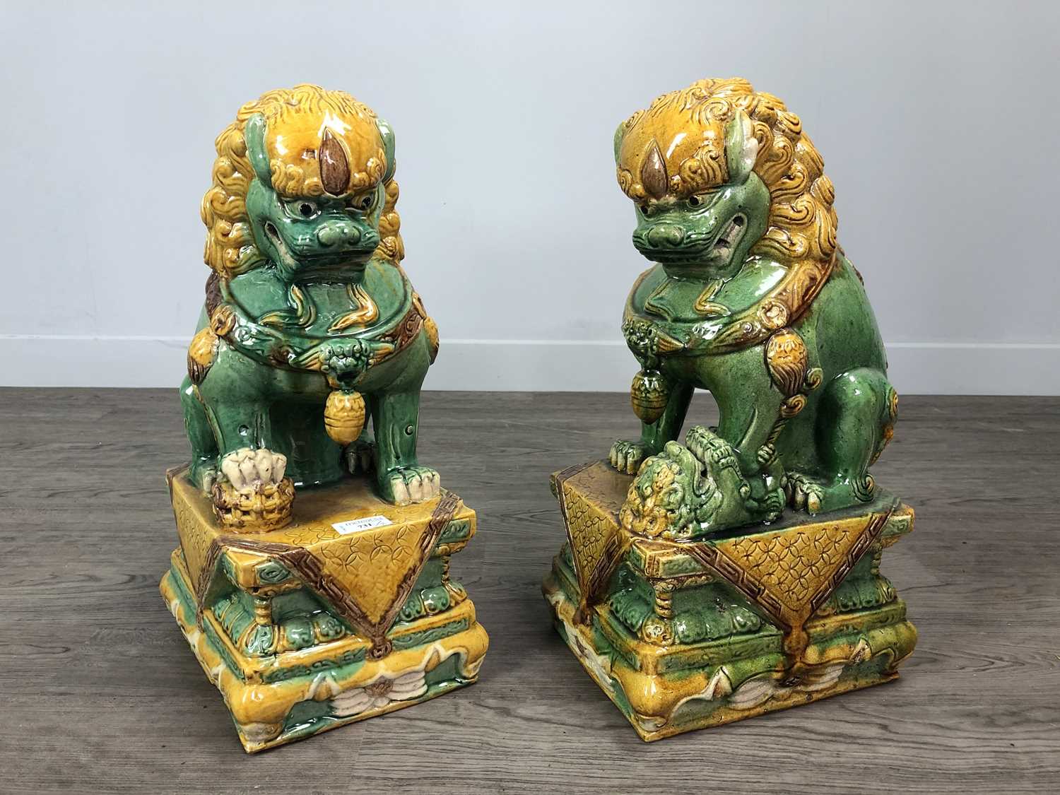 Lot 731 - A PAIR OF CHINESE FOE DOGS