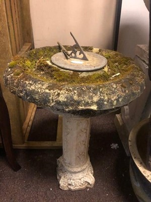 Lot 395 - A GARDEN SUNDIAL