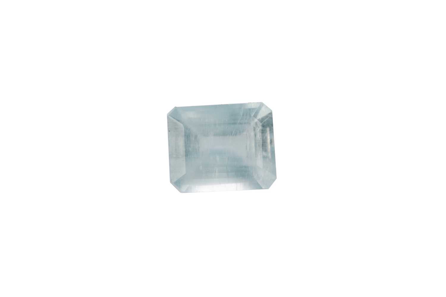 Lot 325 - A CERTIFICATED UNMOUNTED AQUAMARINE