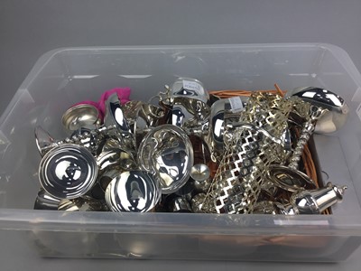 Lot 61 - A LOT OF SILVER PLATED ITEMS