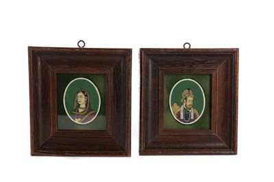 Lot 739 - A PAIR OF INDIAN OVAL MINIATURE HEAD AND SHOULDER PORTRAITS