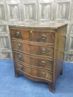 Lot 154 - A MAHOGANY SERPENTINE FRONTED CHEST OF FOUR DRAWERS
