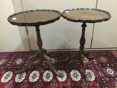 Lot 156 - A LOT OF TWO WALNUT SHAPED CIRCULAR WINE TABLES